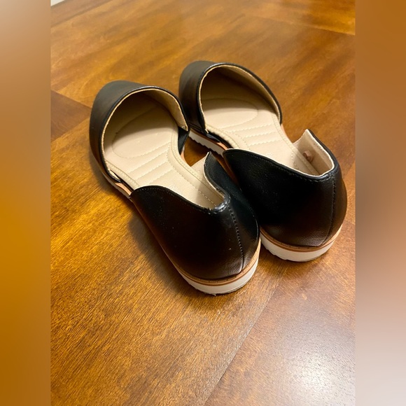 Women’s Adrienne Vittadini Latka Black Leather Flats Size 7.5 - Picture 10 of 12